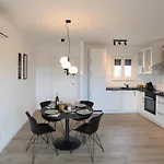 One Lägenhet